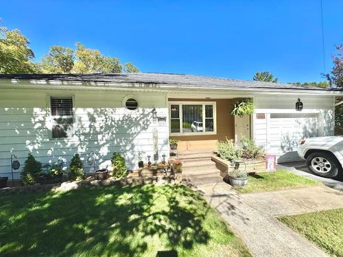 304 North St, Richlands, VA, 24641-2917 | Card Image