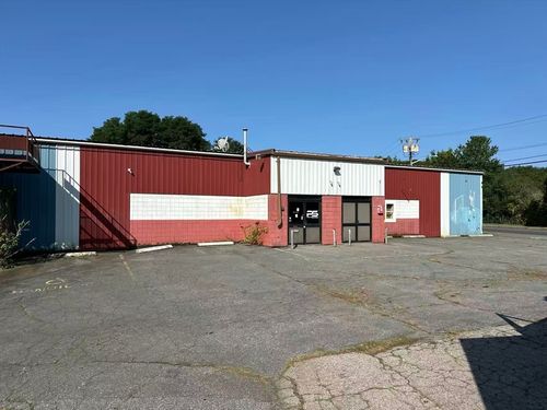 424 Nash Rd, New Bedford, MA, 02746-1530 | Card Image