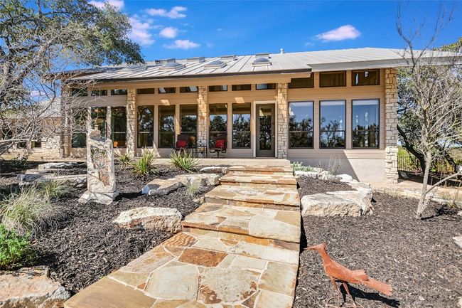 UNIT-6 - 11201 Bonham Ranch Rd, Home with 3 bedrooms, 3 bathrooms and 10 parking in Dripping Springs TX | Image 4