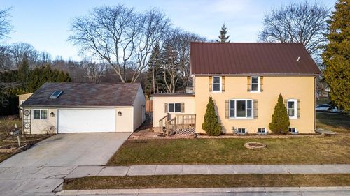 2903 Wilgus Avenue, Sheboygan, WI, 53081 | Card Image