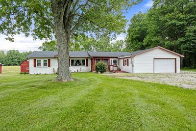 8260 Beech Grove Road, House other with 2 bedrooms, 1 bathrooms and null parking in Martinsville IN | Image 2