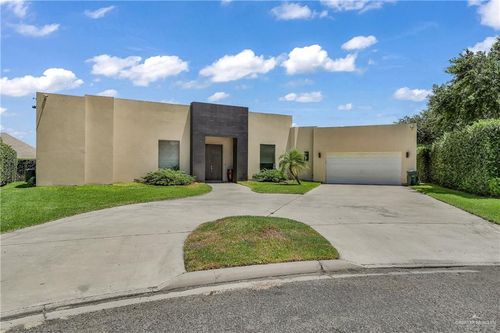 1010 Red River St, Mission, TX, 78572-8591 | Card Image