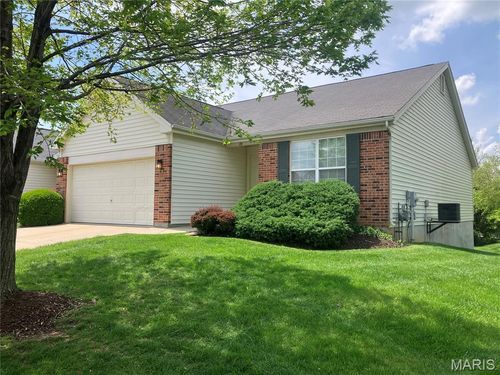 1711 Ambrose Terrace Dr, Swansea, IL, 62226-7375 | Card Image