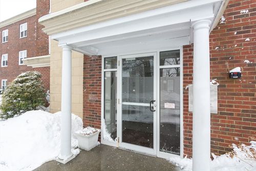 unit-201-145 Hancock St, Braintree, MA, 02184-7065 | Card Image