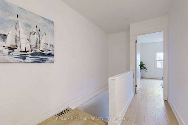 9 Newman Ave, House other with 4 bedrooms, 2 bathrooms and 1 parking in East York ON | Image 16