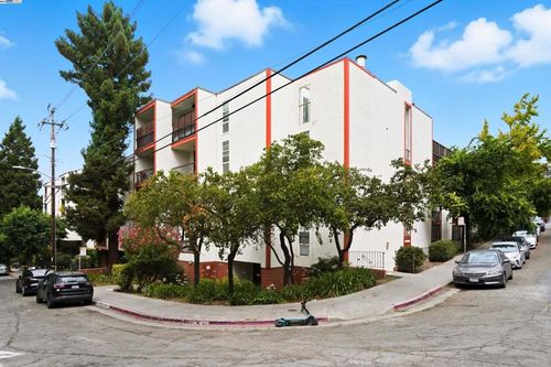 apt-116-250 Whitmore St, Oakland, CA, 94611-4626 | Card Image