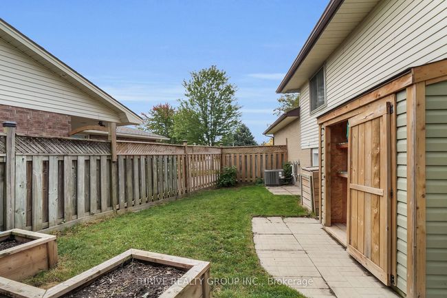 24 Portsmouth Rd, House other with 3 bedrooms, 2 bathrooms and 2 parking in London ON | Image 30