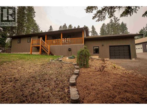 755 Roberts Dr, Williams Lake, BC, V2G5K1 | Card Image
