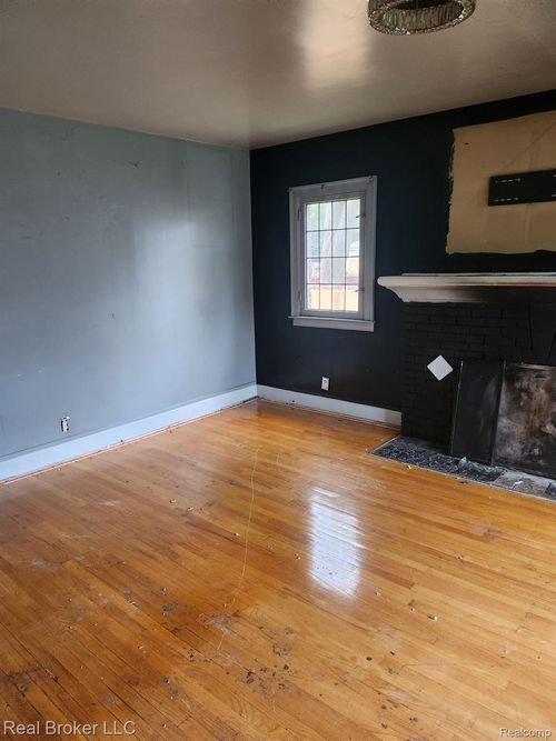 14613 Rutland St, Detroit, MI, 48227-1436 | Card Image