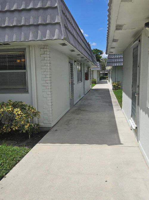 17 Valencia A, Delray Beach, FL, 33446-2029 | Card Image