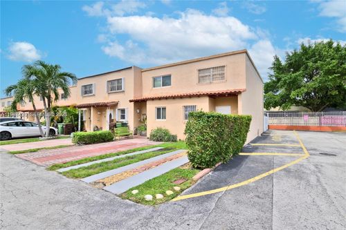 514-1675 W 57th St, Hialeah, FL, 33012-2004 | Card Image