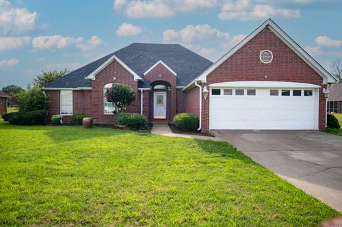 13528 Hansfield Cir, North Little Rock, AR, 72117-5354 | Card Image