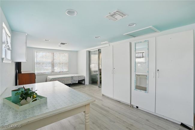 4011 Coconut Cir S, House other with 2 bedrooms, 2 bathrooms and null parking in NAPLES FL | Image 17