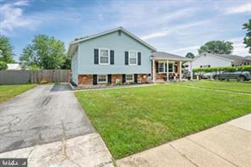 802 Broadfield Dr, NEWARK, DE, 19713-2726 | Card Image