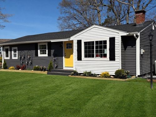 9 Valley Street, Freetown, MA, 02728 | Card Image