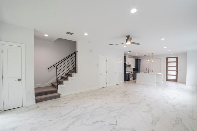 A - 616 W Dittmar Rd, Townhouse with 3 bedrooms, 3 bathrooms and 2 parking in Austin TX | Image 7