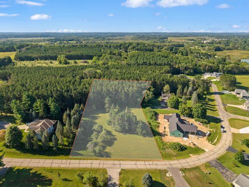 L13 Ptarmigan Dr, Pardeeville, WI, 53954 | Card Image
