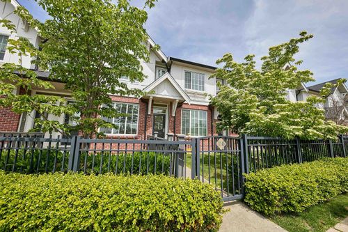 110-30989 Westridge Pl, Abbotsford, BC, V2T0E7 | Card Image