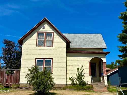 214 6th Street Nw, Valley City, ND, 58072 | Card Image
