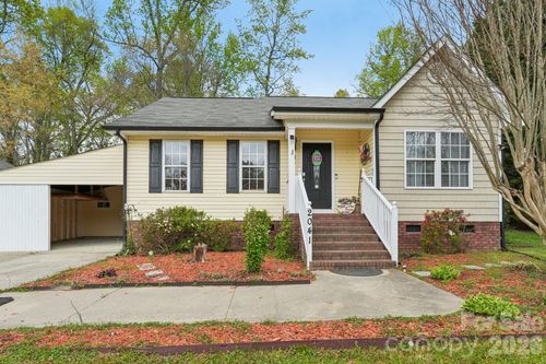 2041 Brantley Creek Dr, Kannapolis, NC, 28083-4105 | Card Image