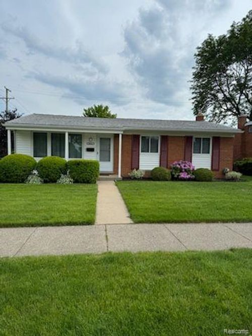 36411 Roycroft St, Livonia, MI, 48154-1928 | Card Image