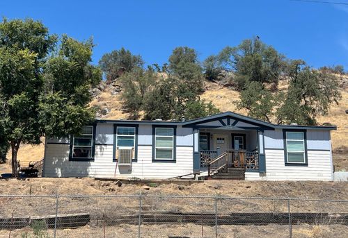 37180 Mistletoe Rd, Yokuts Valley, CA, 93675-9627 | Card Image