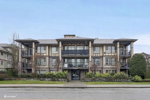 213-8733 160 St, Surrey, BC, V4N6P9 | Card Image