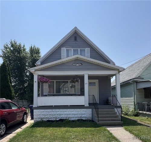 42 Argus St, Buffalo, NY, 14207-1218 | Card Image