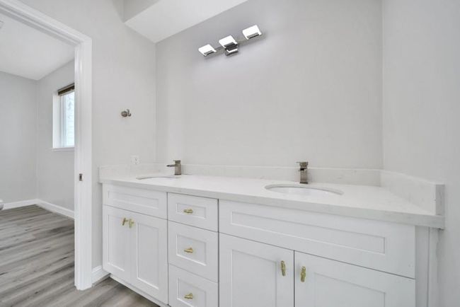 7607 Bankside Dr, House other with 3 bedrooms, 4 bathrooms and 2 parking in Houston TX | Image 28