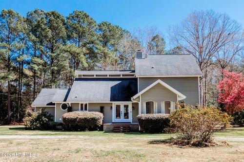 5218 Redmon Rd, Elm City, NC, 27822-8248 | Card Image