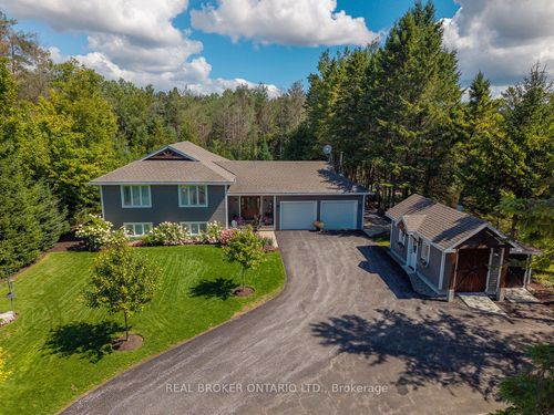 8 Crystalwood Lane, Midhurst, ON, L9X0K3 | Card Image