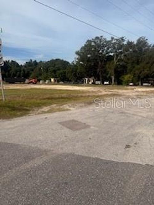 4288 N Orange Blossom Trl, MOUNT DORA, FL, 32757-7323 | Card Image
