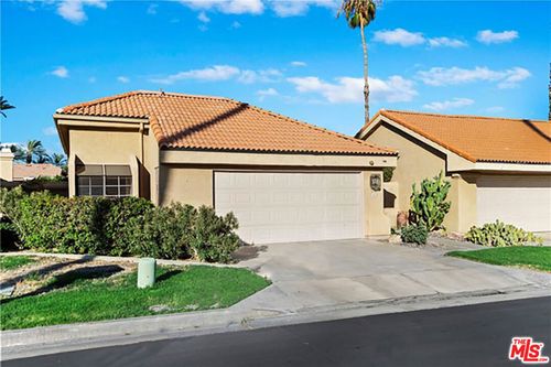 8 Las Cruces Ln, Palm Desert, CA, 92260-1606 | Card Image