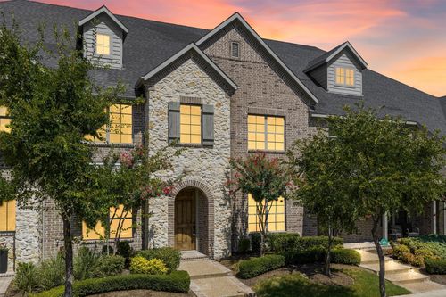 4277 Snow Goose Trl, Arlington, TX, 76005-1166 | Card Image