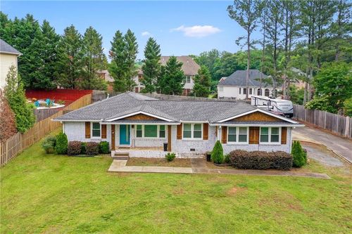 2221 Shallowford Rd, Marietta, GA, 30066-2061 | Card Image