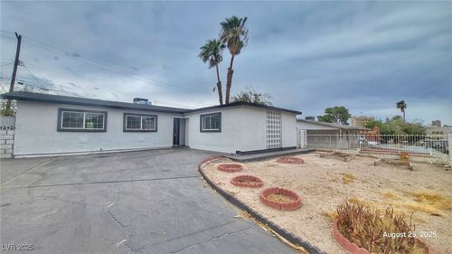 3112 Piedmont Ave, Las Vegas, NV, 89102-0128 | Card Image