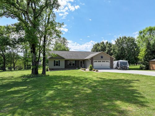 3124 Lazy River Ln, Sevierville, TN, 37876-0176 | Card Image