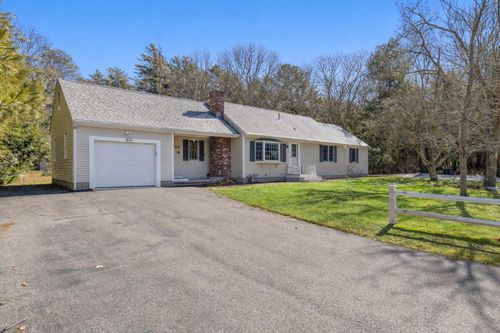 1820 Santuit Newtown Rd, Cotuit, MA, 02635-2509 | Card Image