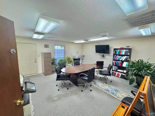 807 2nd Ave Se, Decatur, AL, 35601-2542 | Card Image