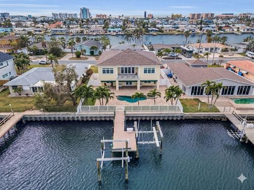 11325 5th St E, TREASURE ISLAND, FL, 33706-3017 | Card Image