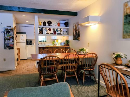 8f-185 Village Green Dr, Stowe, VT, 05672-5478 | Card Image