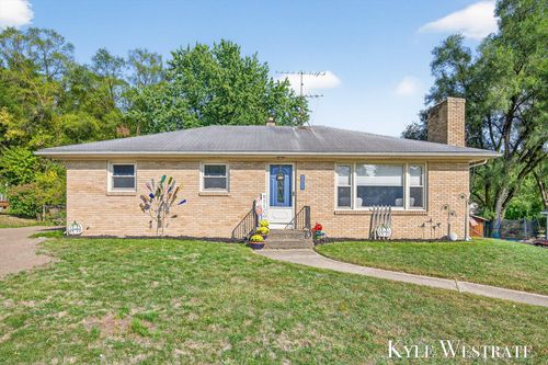6026 Belmont Ave Ne, Belmont, MI, 49306-9601 | Card Image