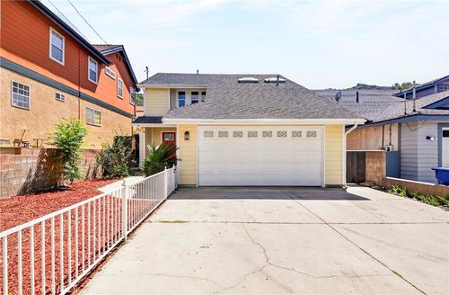 7552 Thousand Oaks Dr, Tujunga, CA, 91042 | Card Image