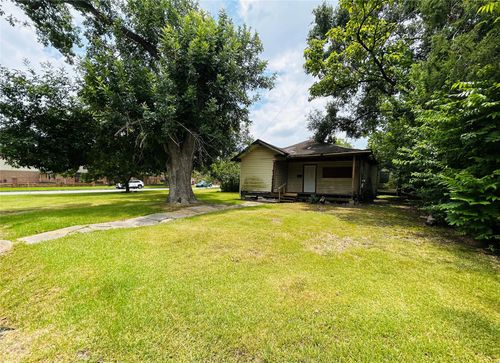 8158 Easton St, Houston, TX, 77017-2315 | Card Image