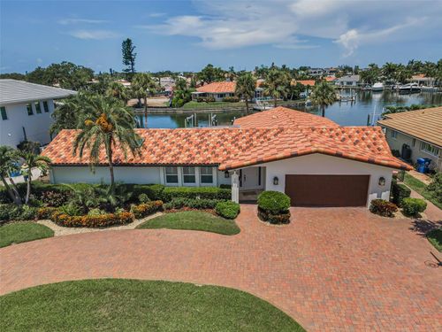 2057 Kansas Ave Ne, ST PETERSBURG, FL, 33703-3431 | Card Image