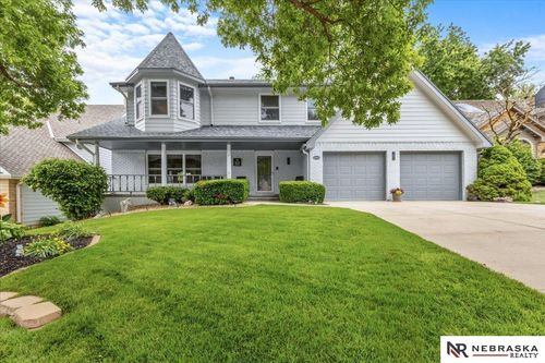 10310 Washington Dr, Omaha, NE, 68127-4524 | Card Image