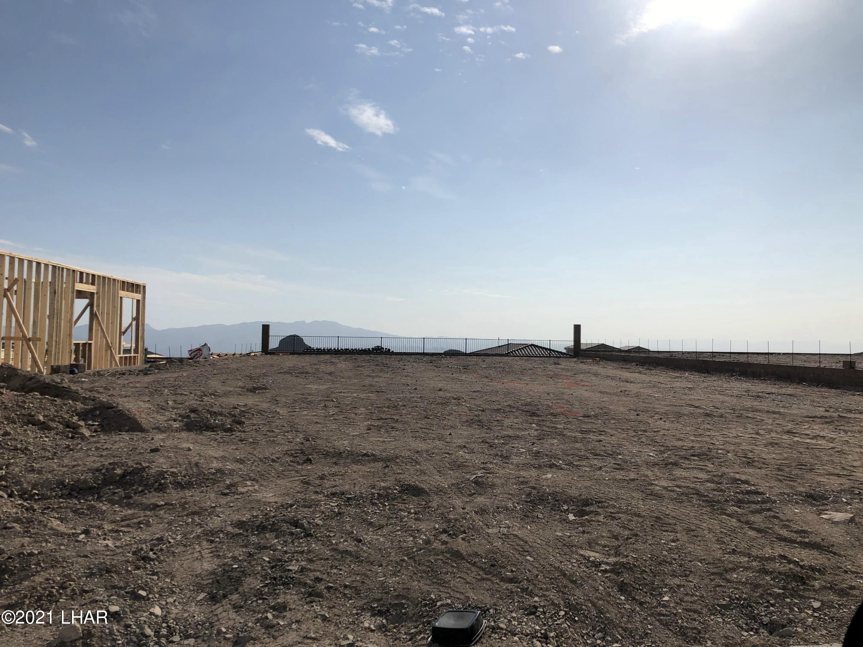 Corte DE Las Arboles , Lake Havasu City, AZ 86406