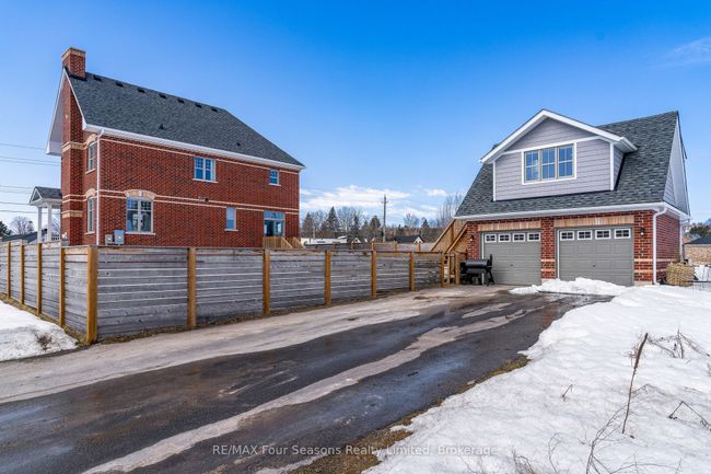 46 Francis St W, House other with 4 bedrooms, 3 bathrooms and 8 parking in Creemore ON | Image 28