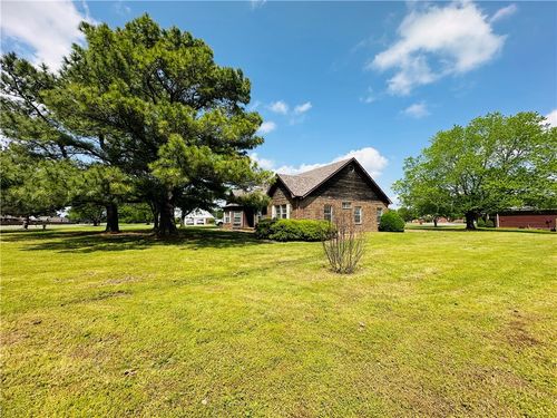 122 Pinkley Rd, Elm Springs, AR, 72762-9177 | Card Image