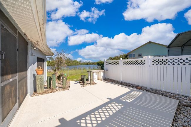 372 Rest Haven Rd, House other with 4 bedrooms, 4 bathrooms and null parking in Geneva FL | Image 47
